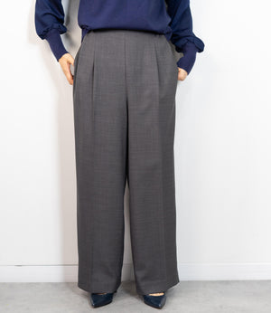 センタープレスストレートパンツ