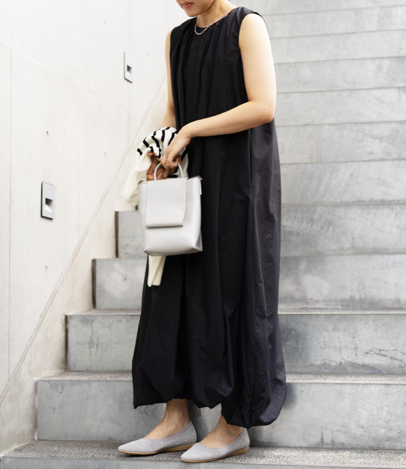 ハーフジップバルーンワンピース