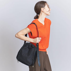 レザーライク×メッシュ コンビ ショルダーバッグ