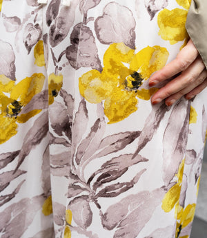 ボタニカルフラワーイージーパンツ