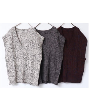 ニットベスト
