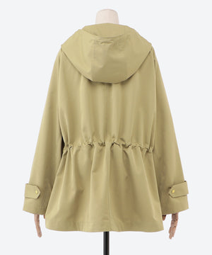 マウンテンパーカー