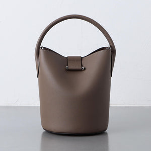 メタルポイント バケットバッグ