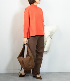 ハイネックスクエアニット