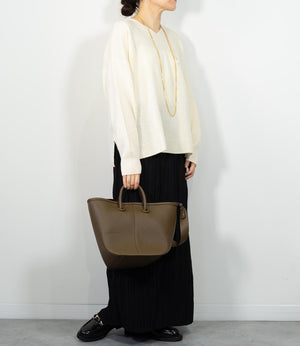 ストレートプリーツスカート