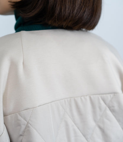 キルティング切替ノーカラーコート