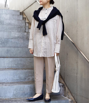 ウエストフリルストレッチテーパードパンツ