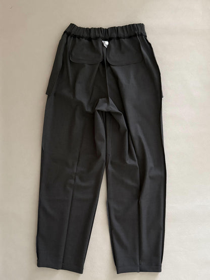 Hansome tapered slacks