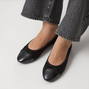 ラウンド バレエシューズ