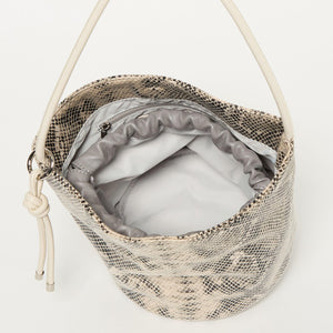 ワンハンドル チャーム バケツ トートバッグ