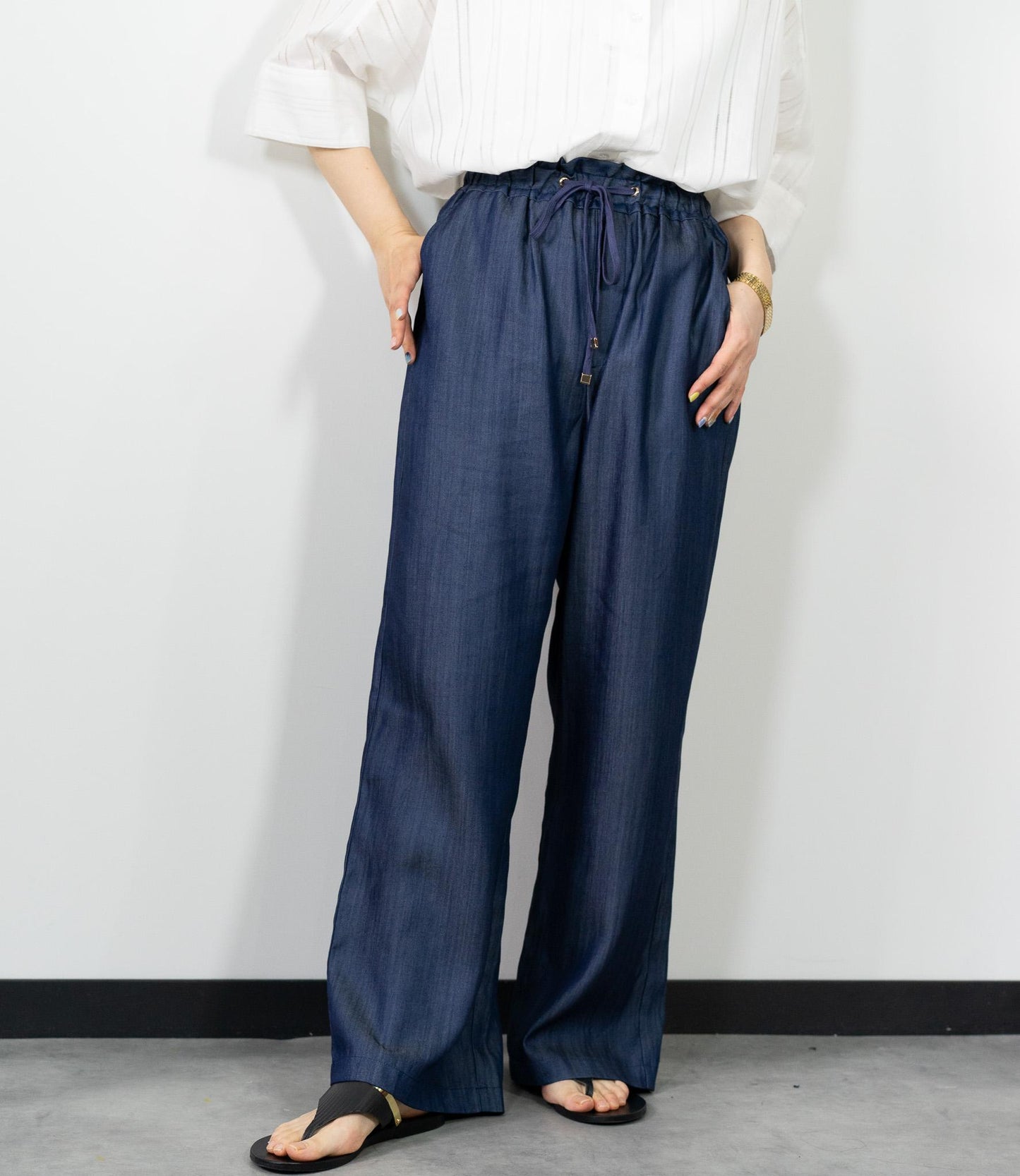 綺麗めテンセルデニムパンツ