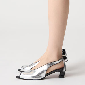 ＜SY＞ポインテッドピープトゥリボンバックベルト パンプス45●↑