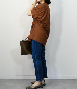 接触冷感袖タックカットソー