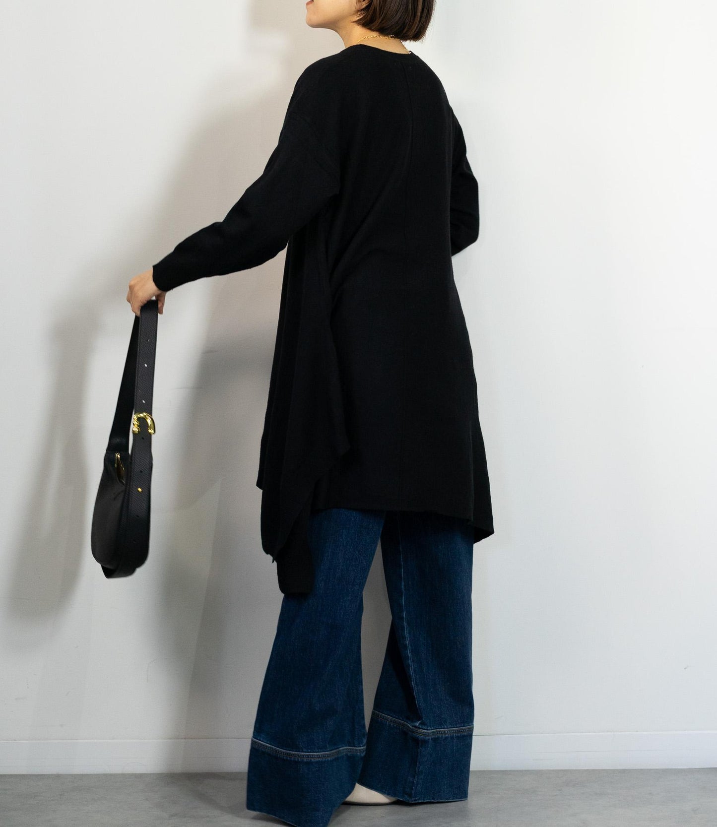 センターラインドレープチュニックニット