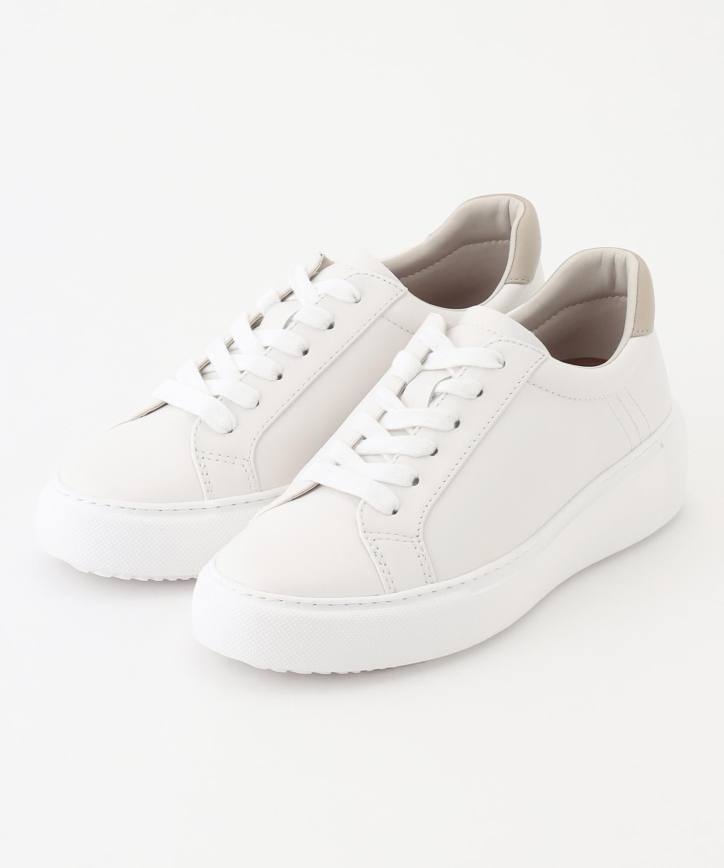 プラットフォームスニーカー