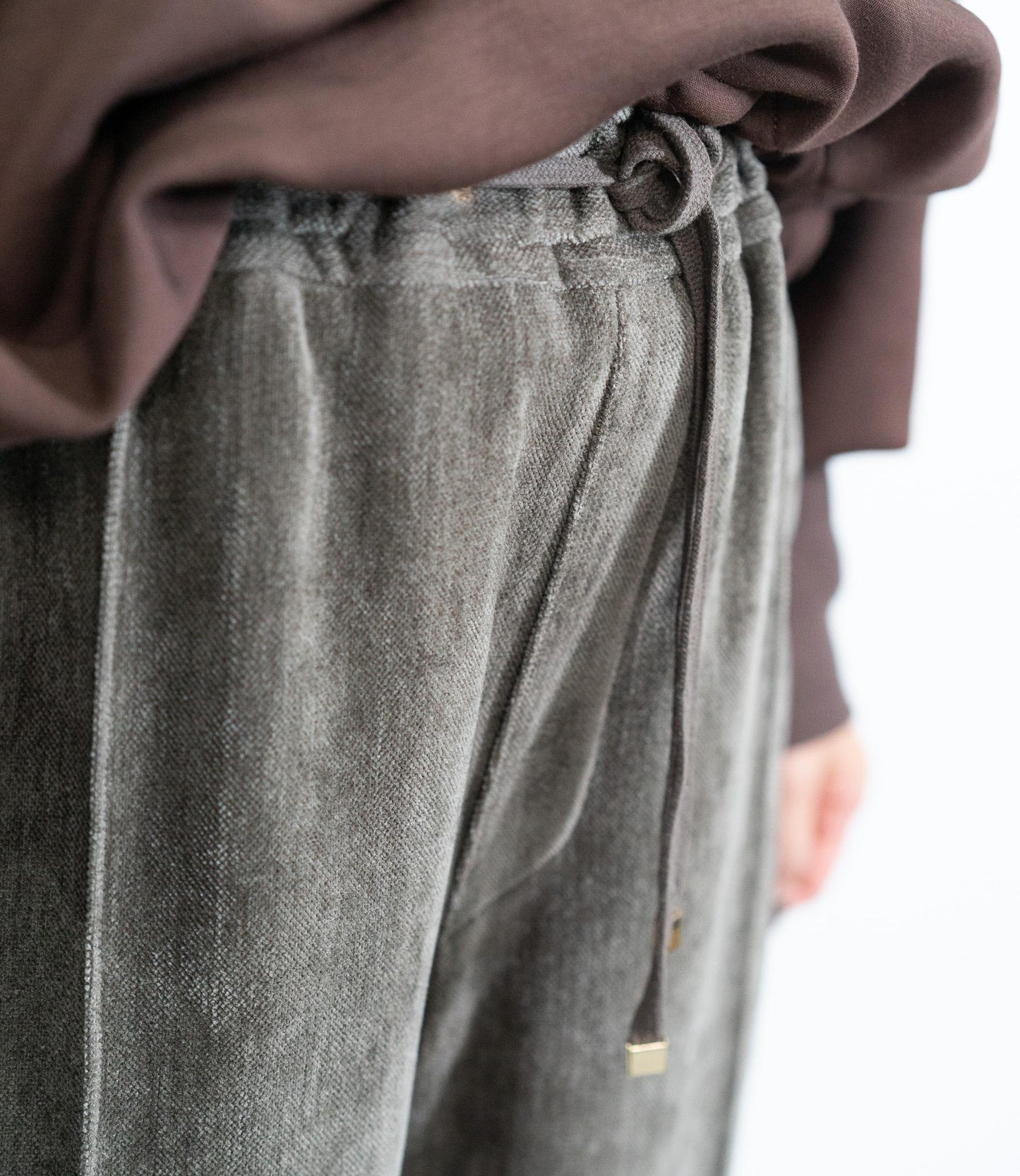 起毛ピンタックイージーパンツ