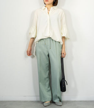 バンドカラーギャザーボリュームブラウス