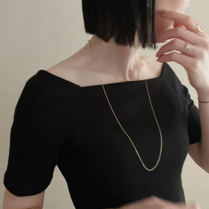 オフショルカットソー