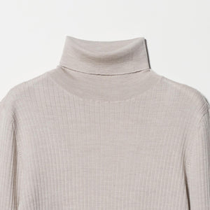 リブ タートルネック ニット