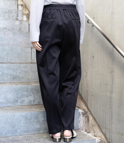 ライトポンチワイドテーパードパンツ