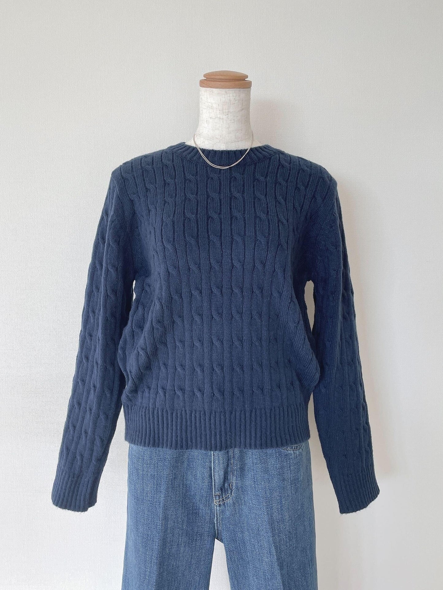 コンパクトケーブルニット