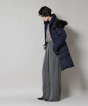 「西川ダウン(R)」サージロングダウン