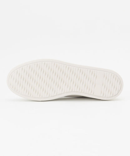 プラットフォームスニーカー