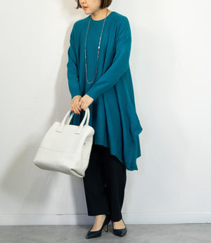 センターラインドレープチュニックニット