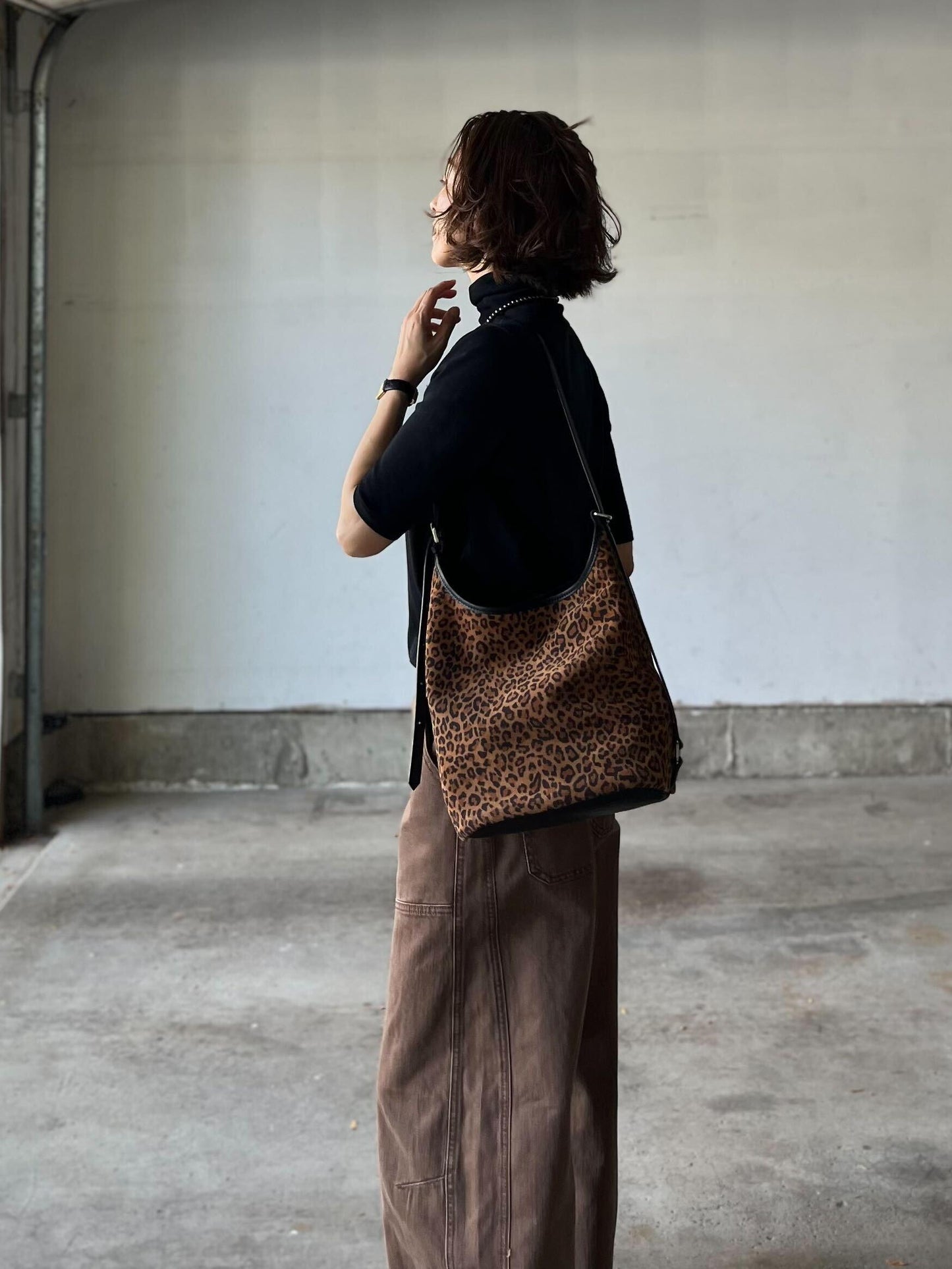 ヒョウ柄スエードバッグ