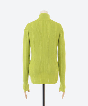 透かし柄ハイネックニット