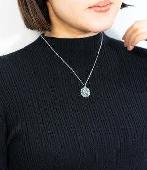 エリザベスコインネックレス