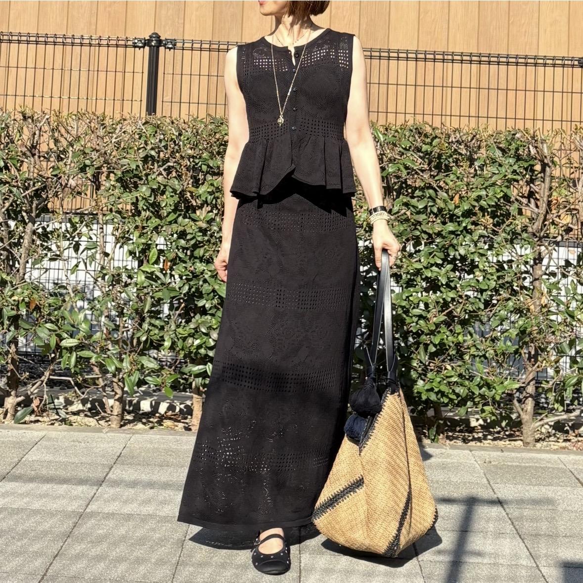 透かし編みレースニット ペプラムセットアップ