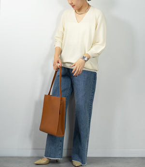 ホールガーメンVネックトニット