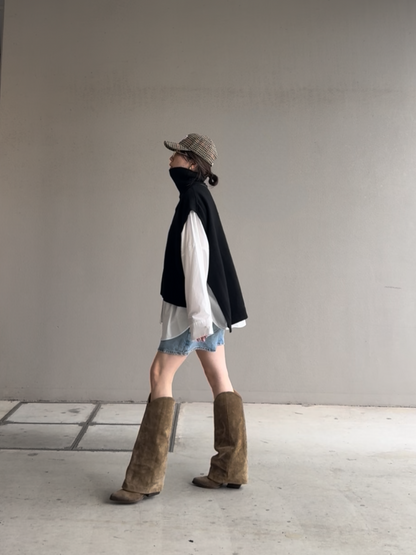 タートルネックスリットベスト