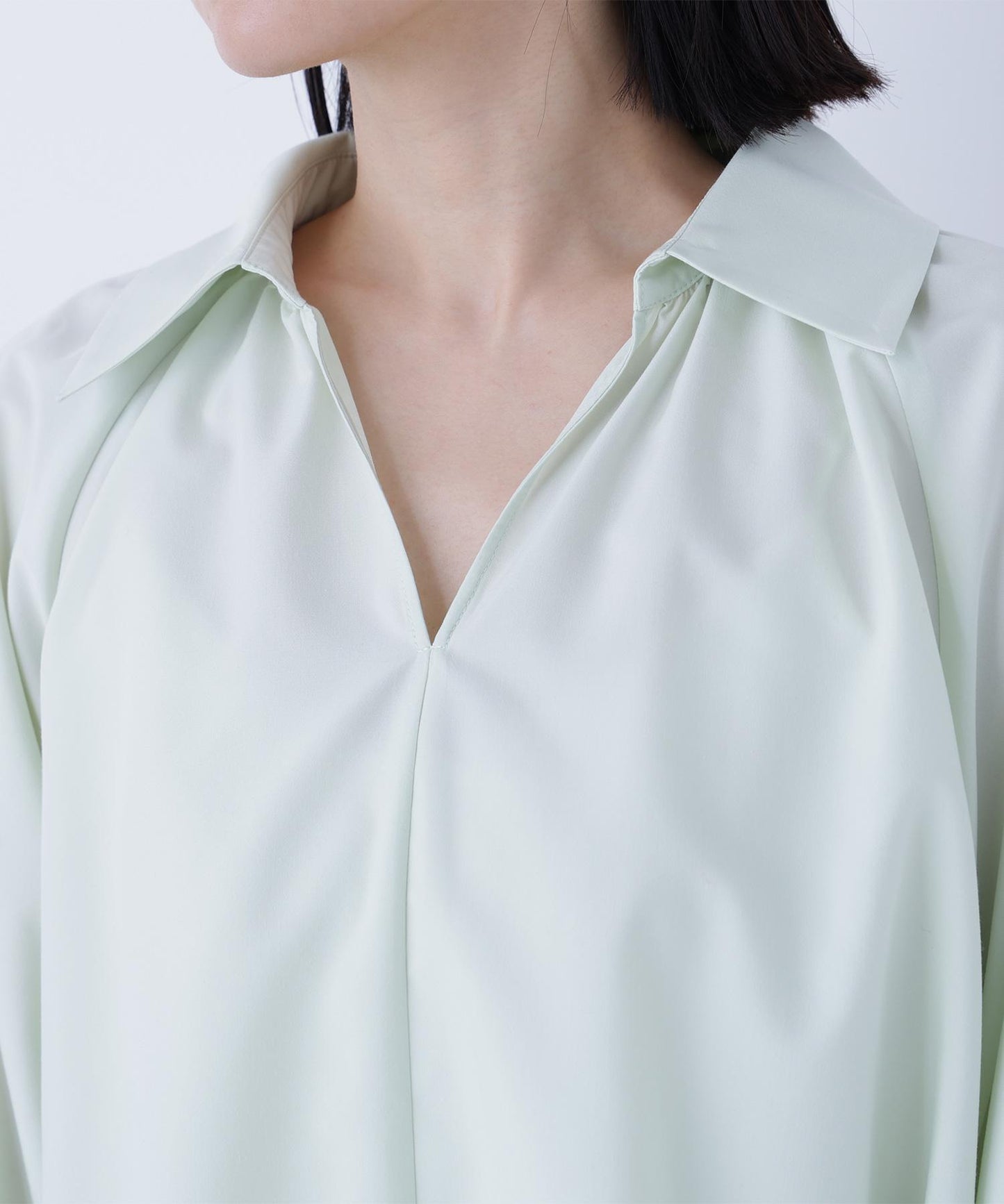 スキッパーリボンタイブラウス