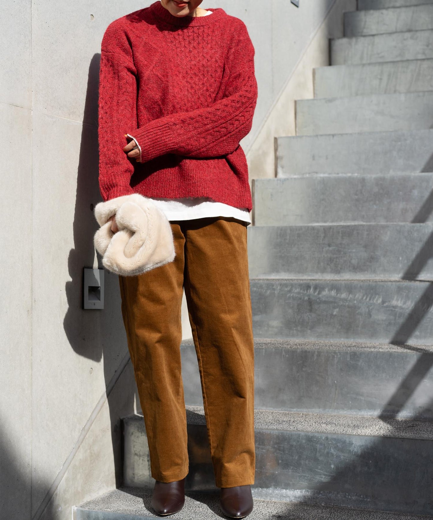 ケーブルニット