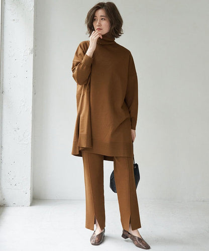 センタースリットパンツ