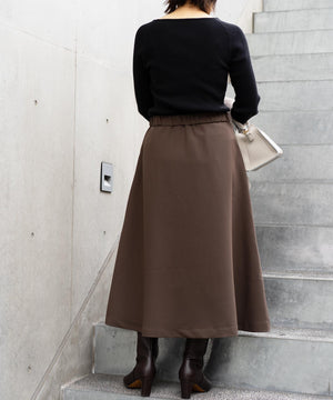 フレアボタンスカート