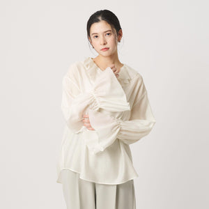 ラッフル スキッパーブラウス