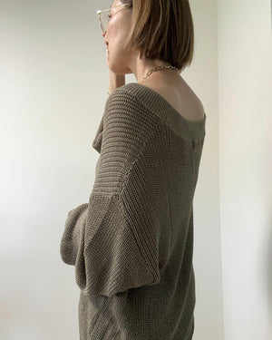 Vネックメッシュオーバーニット