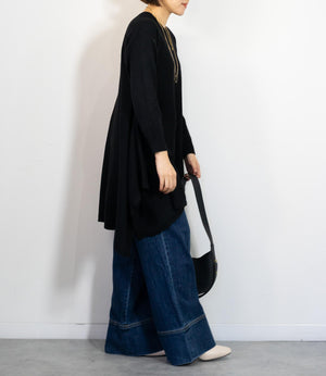 センターラインドレープチュニックニット