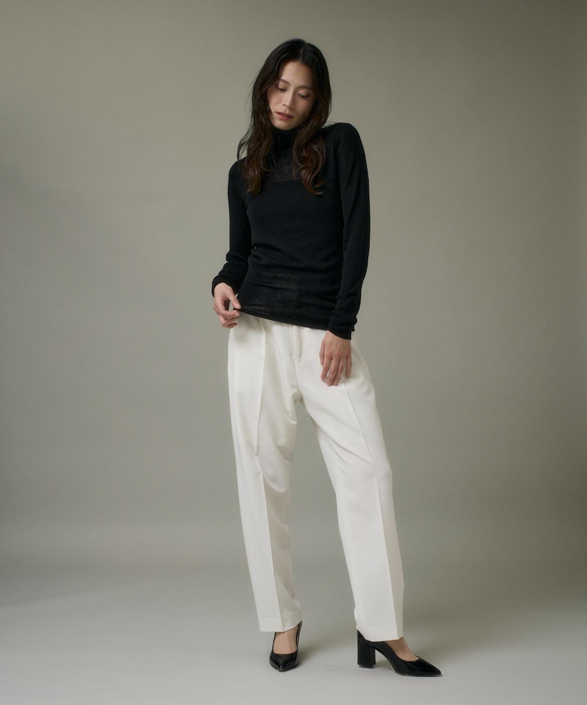 ハイネックニットプルオーバー《Melty air wool》