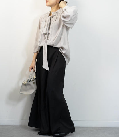 パウダーサテンボウタイブラウス