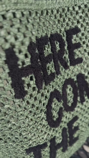 カーキロゴメッシュバッグ