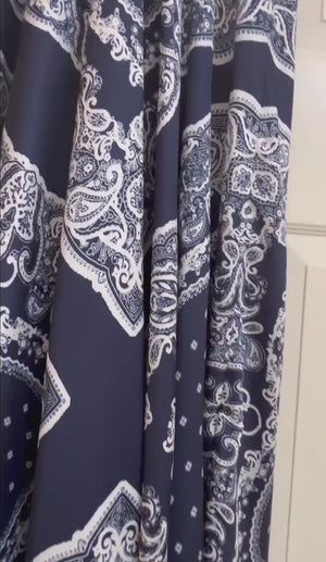 ペイズリー柄ワンピース