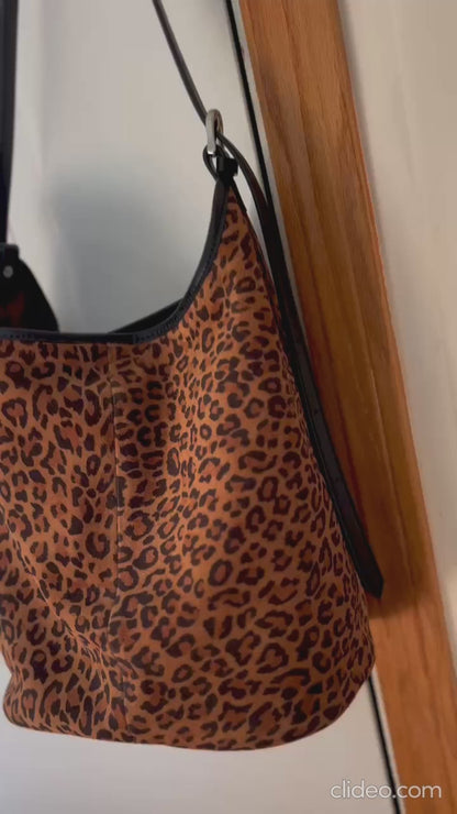 ヒョウ柄スエードバッグ