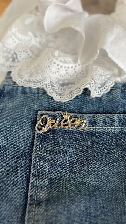 Queenロゴブローチ