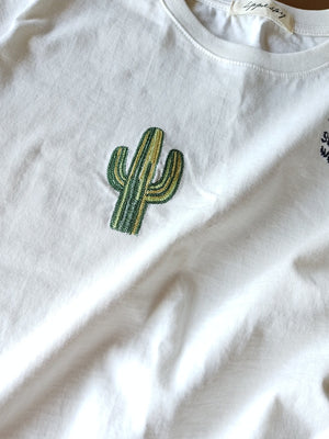 刺繍サボテンTシャツ