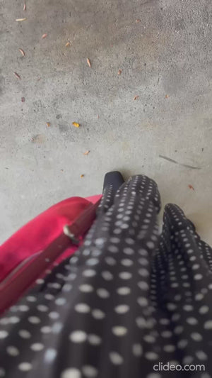 赤スエードバッグ