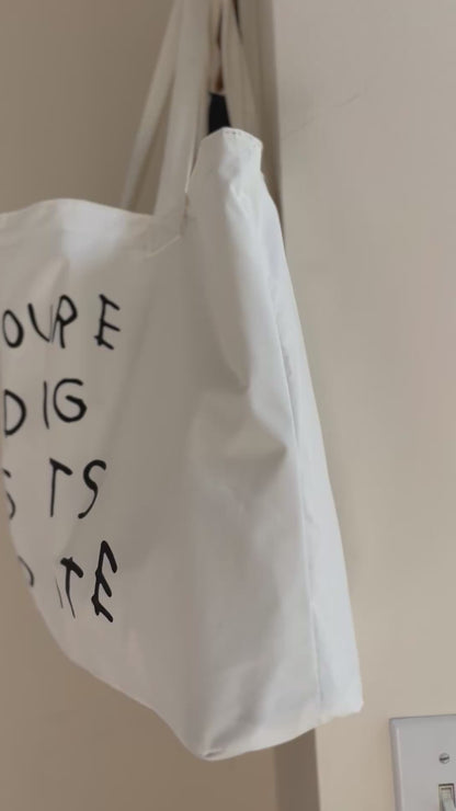 白黒レタリングバッグ